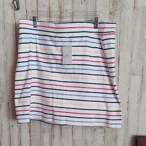 Croft & Barrow White Multicolor Striped Mini SKORT